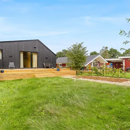 Munibert - 100m From The Sea By Interhome * Sjolund